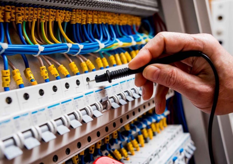 Mantenimiento y reparación de instalaciones
